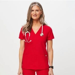 Figs Casma Three-pocket Scrub Top Winning Red Limited edition